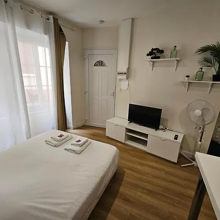 Castle White - 2 Personnes - 15 Min Sanctuaire Appartement *