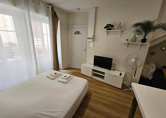 Castle White - 2 Personnes - 15 Min Sanctuaire Apartamento *