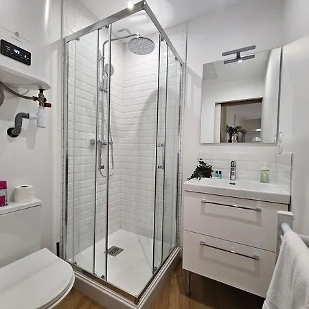 Castle White - 2 Personnes - 15 Min Sanctuaire * Lourdes